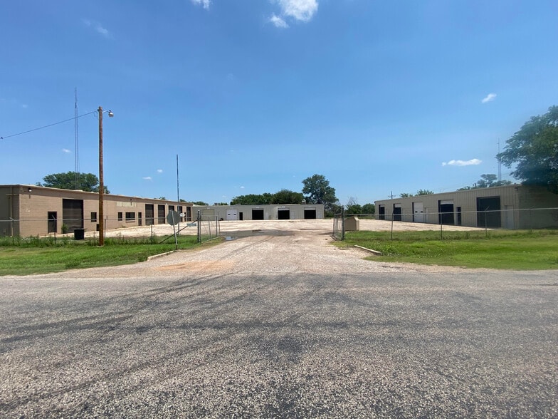 Primary Photo Of 1301 8th St, Canyon Warehouse For Lease