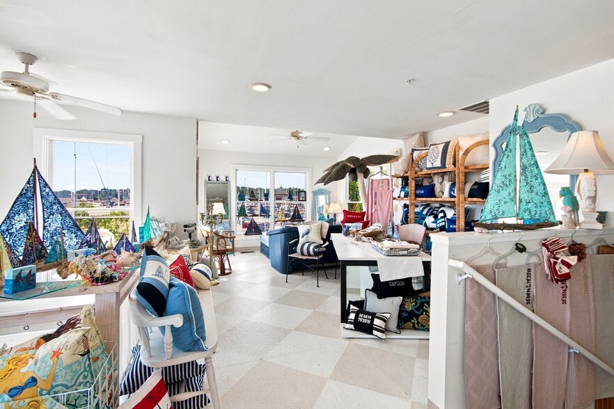 More Photos Of 720 Second St, Annapolis Specialty For Sale