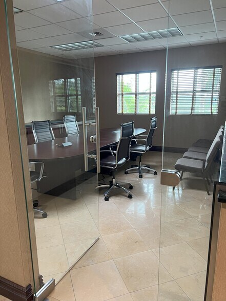 More Photos Of 5605 NW 82nd Ave, Miami Loft Creative Space For Lease