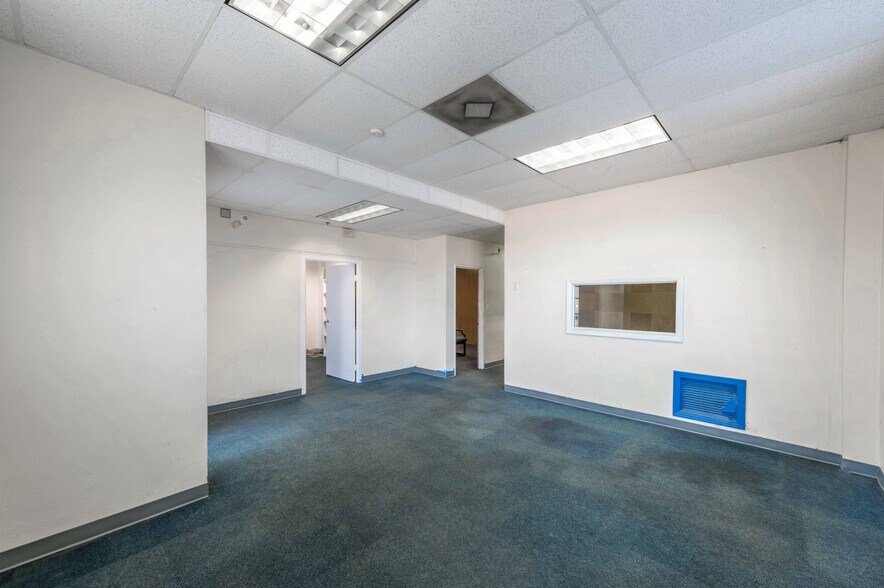 More Photos Of 1839 Ionia St, Jacksonville Warehouse For Lease