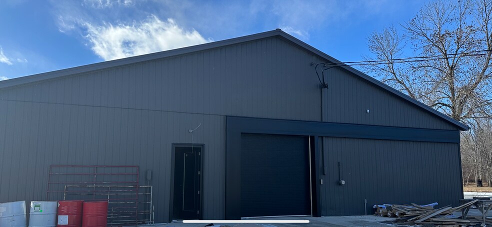 More Photos Of 13373 County Road 2, Morrisburg Industrial For Lease