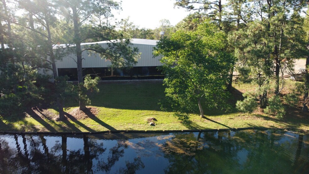 More Photos Of 1515 Lakeville Dr, Kingwood Warehouse For Lease