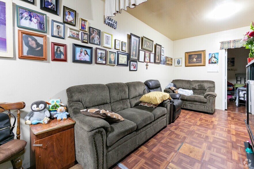 More Photos Of 190 Rockaway Ave, Brooklyn Apartments For Sale
