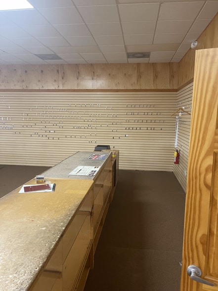 More Photos Of 3455 Keith Bridge Rd, Cumming Freestanding For Sale