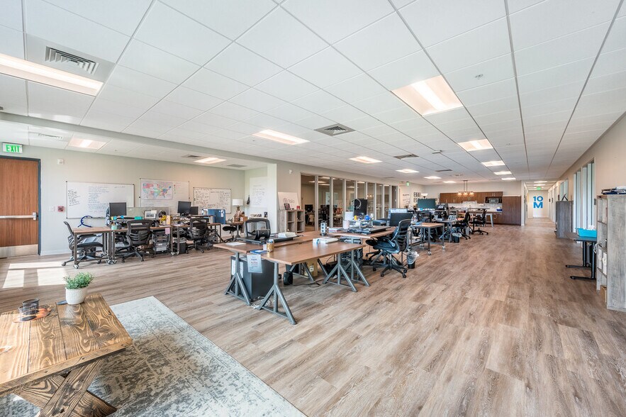 More Photos Of 1501 Belle Isle Ave, Mount Pleasant Office For Lease