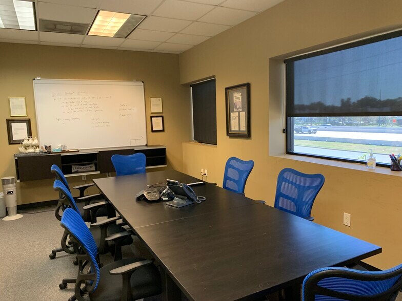 More Photos Of 11500 S Sam Houston Pkwy W, Houston Showroom For Sale