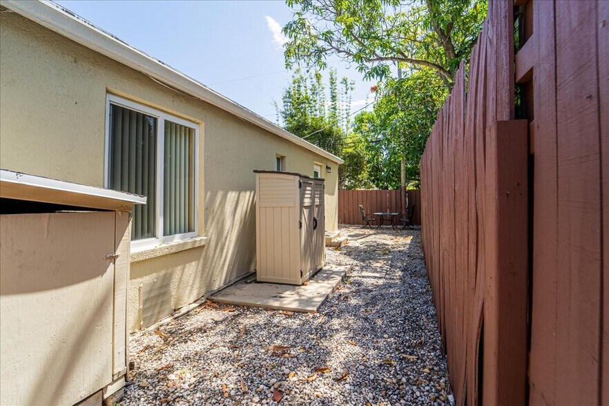 More Photos Of 216 NE 18th Ave, Pompano Beach Apartments For Sale