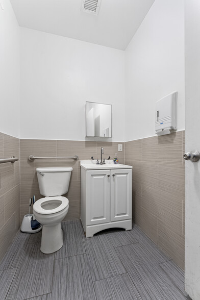 More Photos Of 304 W 115th St, New York Apartments For Lease