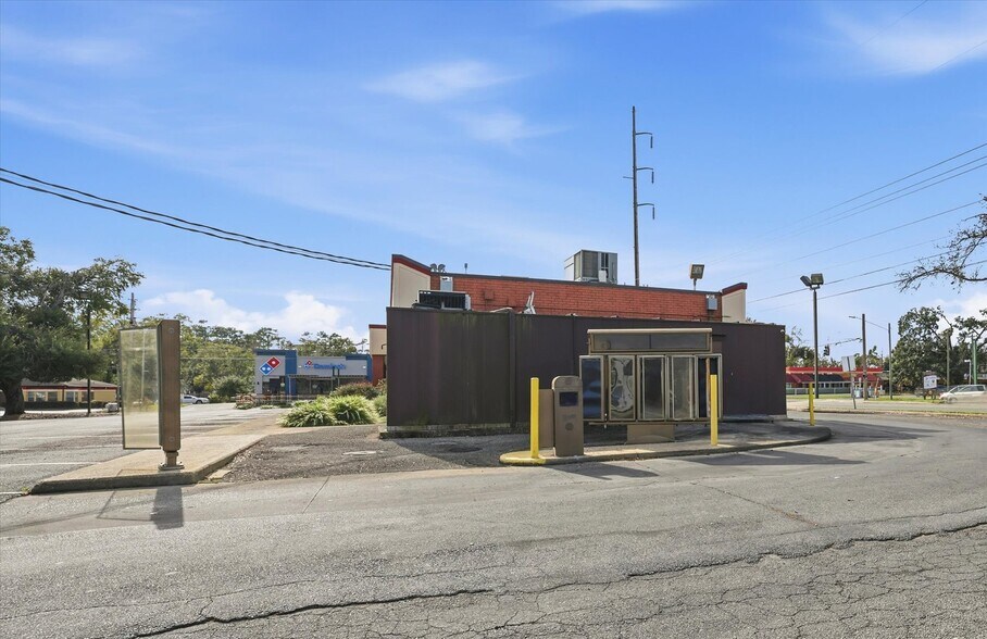 More Photos Of 1950 W Pensacola St, Tallahassee Fast Food For Lease
