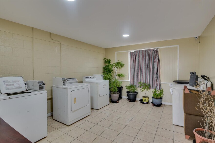 More Photos Of 4638 Jefferson Davis Hwy, North Augusta Hotel For Sale