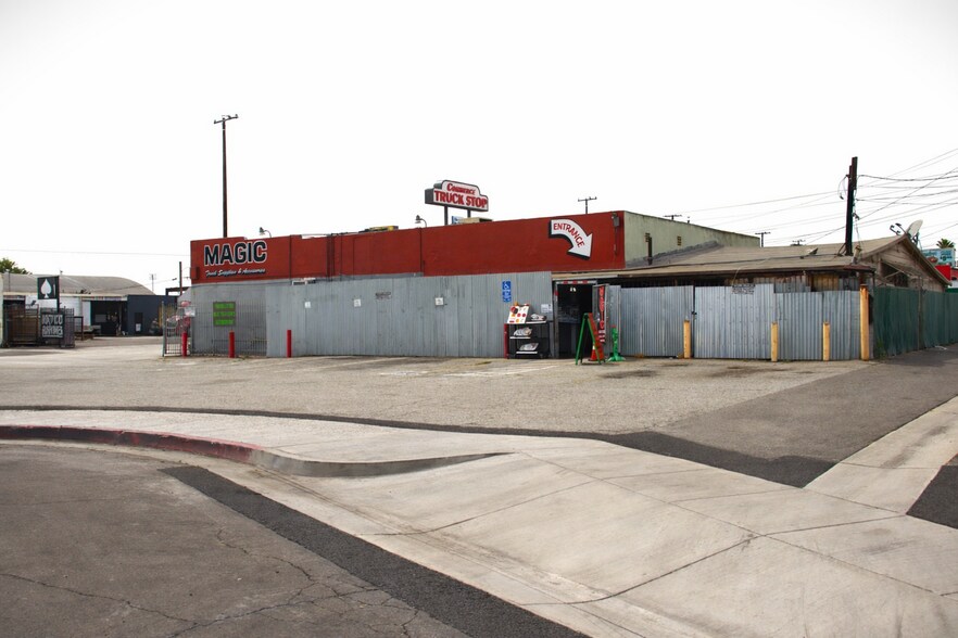 More Photos Of 4615 E Washington Blvd, Commerce Freestanding For Sale