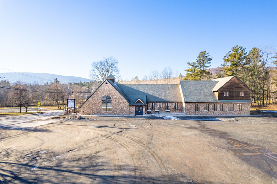More Photos Of 6254 Main St, Tannersville Restaurant For Sale