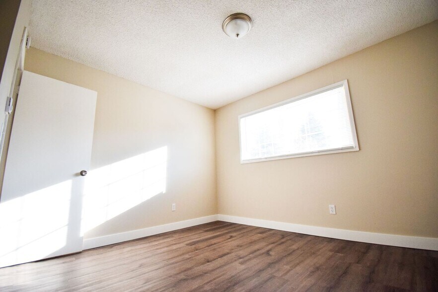 More Photos Of 12870 SW Allen Blvd, Beaverton Apartments For Sale