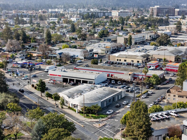 Primary Photo Of 1023 Chestnut St, Redwood City Research And Development For Sale