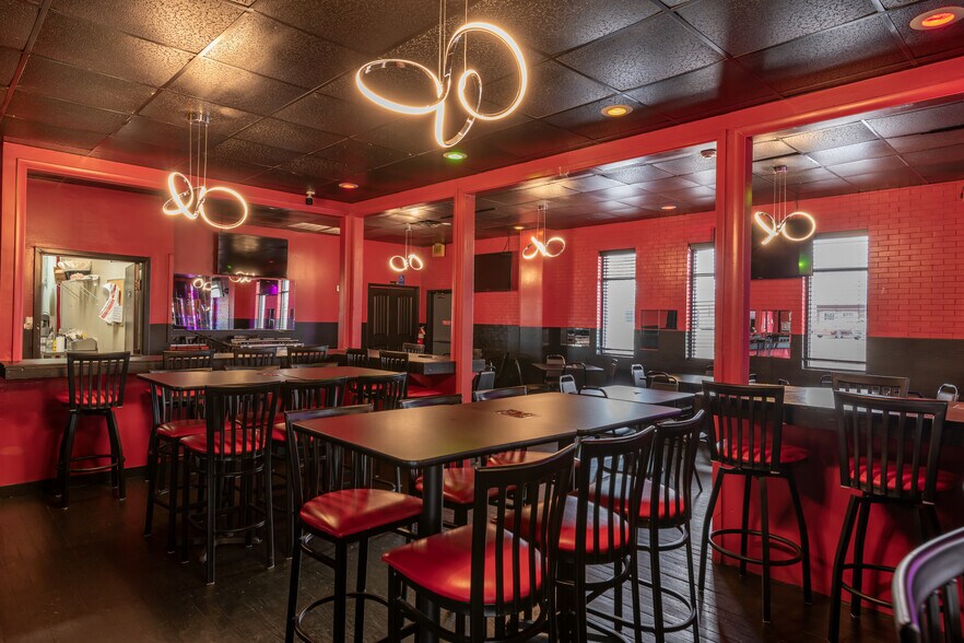 More Photos Of 3571/3585 McGehee Rd, Montgomery Restaurant For Sale