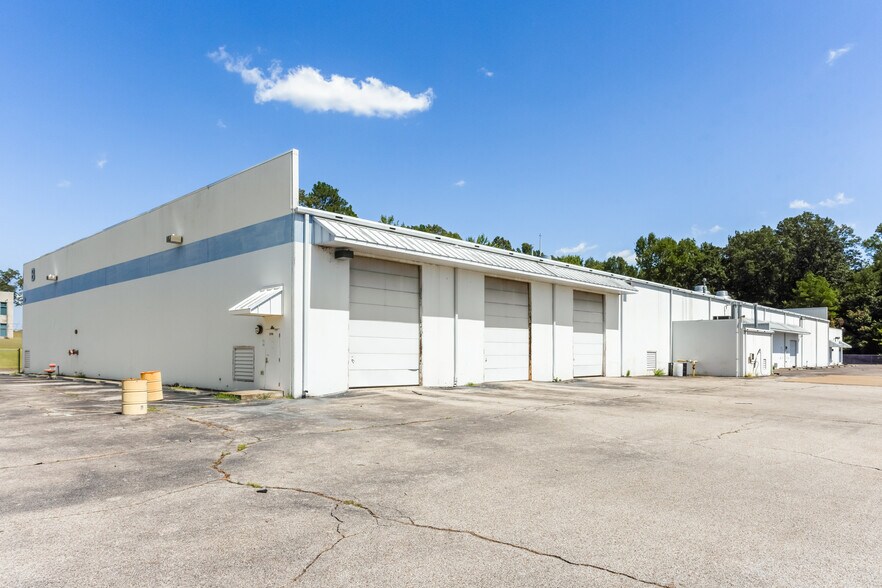 More Photos Of 2800 Grays Creek Dr., Arlington Warehouse For Lease