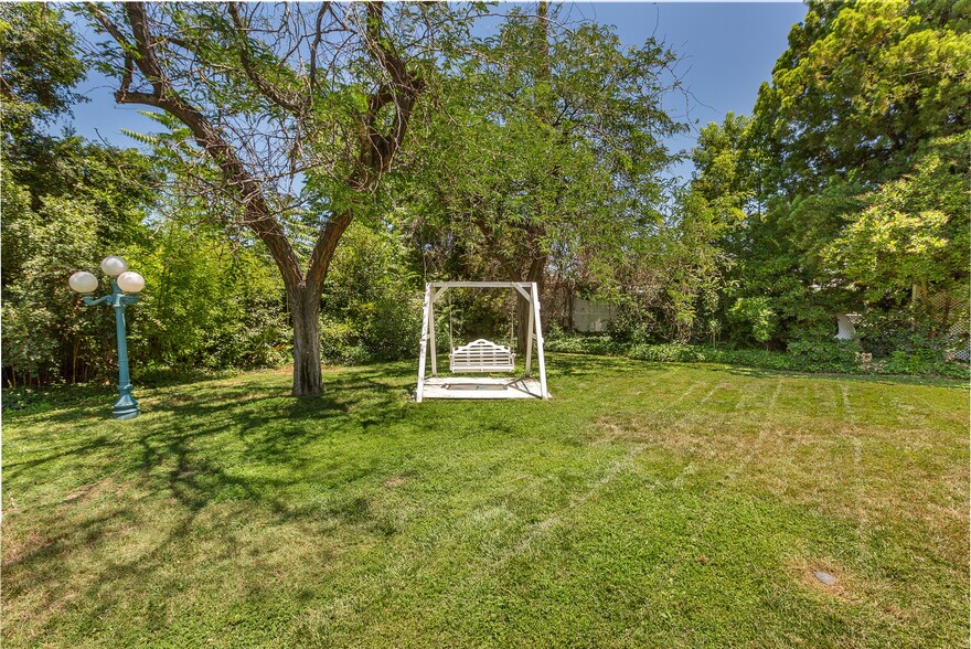 More Photos Of 2064 Orange Tree Ln, Redlands Lodge Meeting Hall For Sale