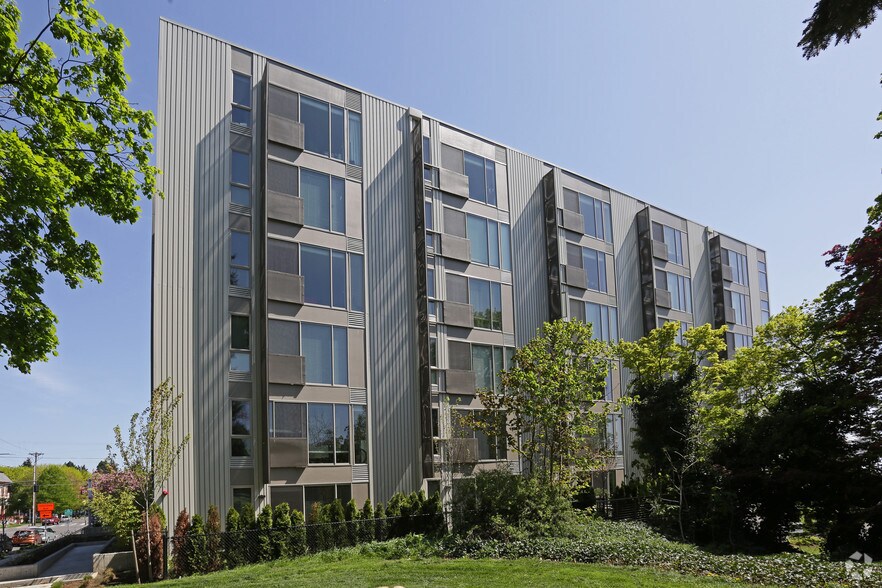 More Photos Of 3705 N Overlook Blvd, Portland Apartments For Sale