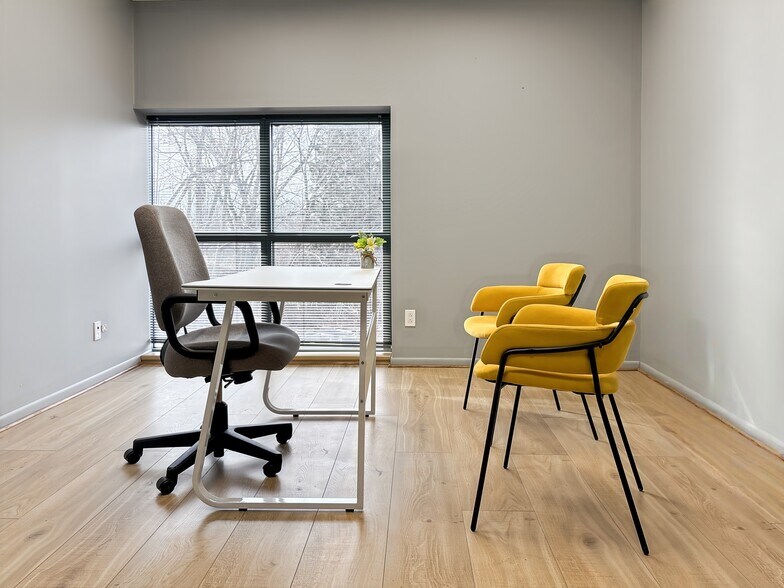 More Photos Of 10431 Perry Hwy, Wexford Coworking Space