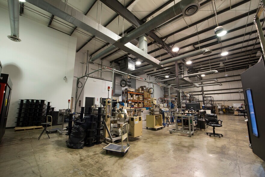 More Photos Of 6141 Avery Rd, Dublin Warehouse For Sale