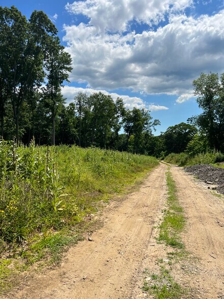 More Photos Of 131 Barclay Dr, Stamford Land For Sale