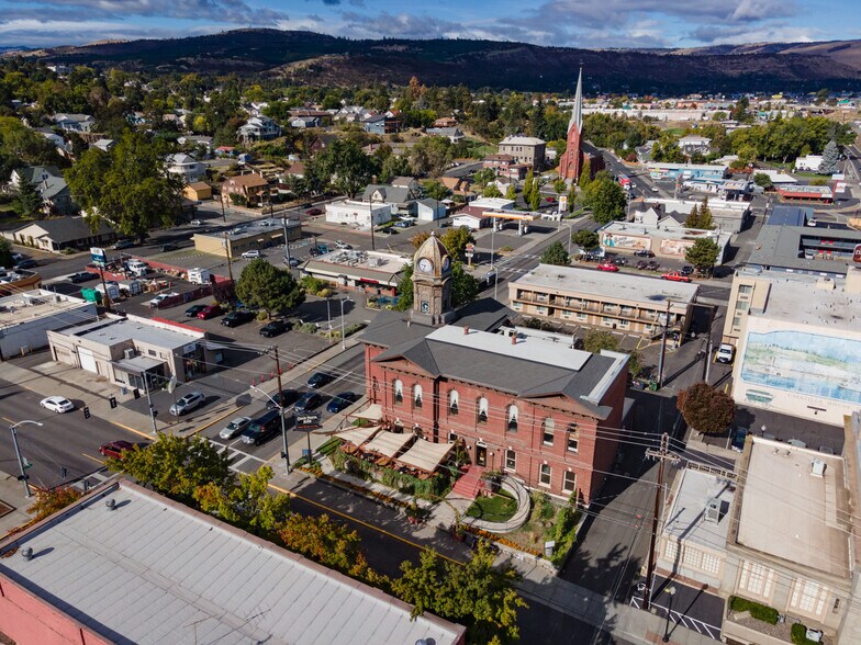 More Photos Of 311 Union St, The Dalles Restaurant For Sale