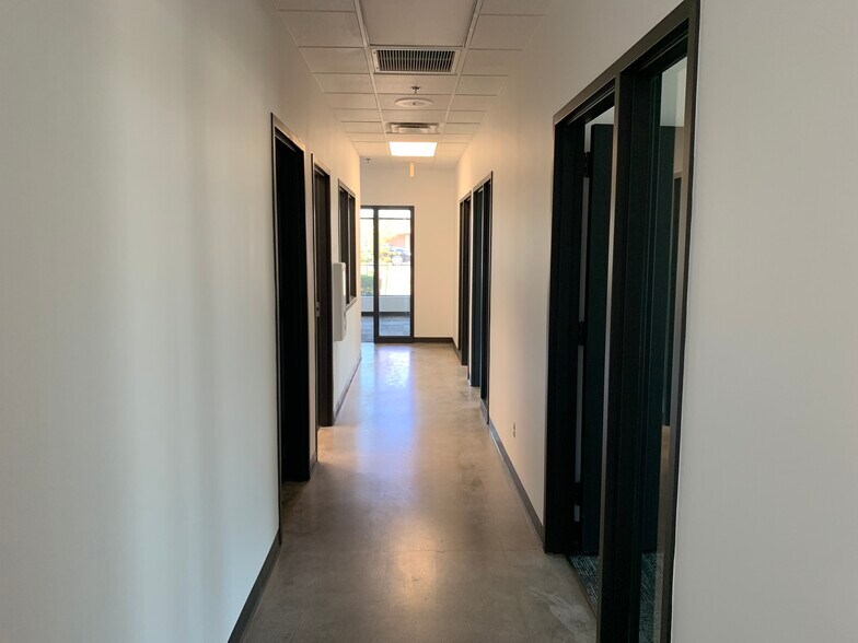 More Photos Of 2050 S Cottonwood Dr, Tempe Medical For Lease