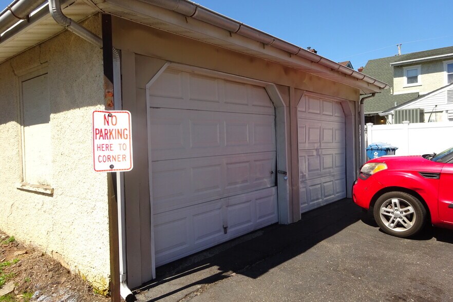 More Photos Of 427 N Chestnut St, Lansdale General Retail For Sale