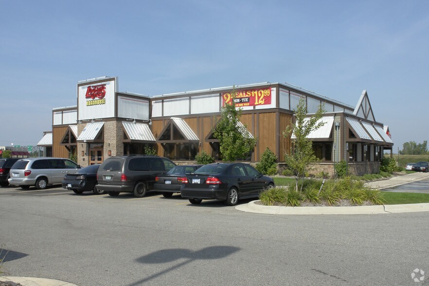 More Photos Of 1825-1925 MarketPlace Dr SE, Caledonia Unknown For Lease