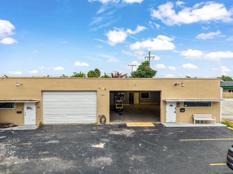 More Photos Of 1501 NW 1st Ct, Boca Raton Light Distribution For Lease