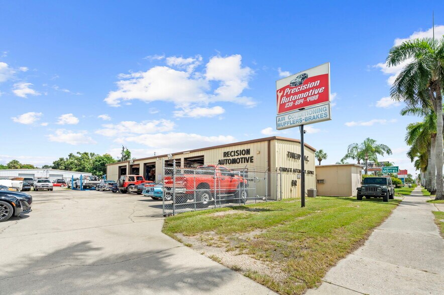 More Photos Of 3875 Palm Beach Blvd, Fort Myers Auto Repair For Sale