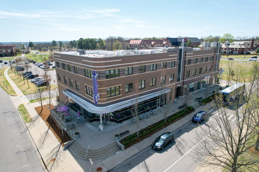 More Photos Of 1055 Steel Ave, Conway Office For Lease