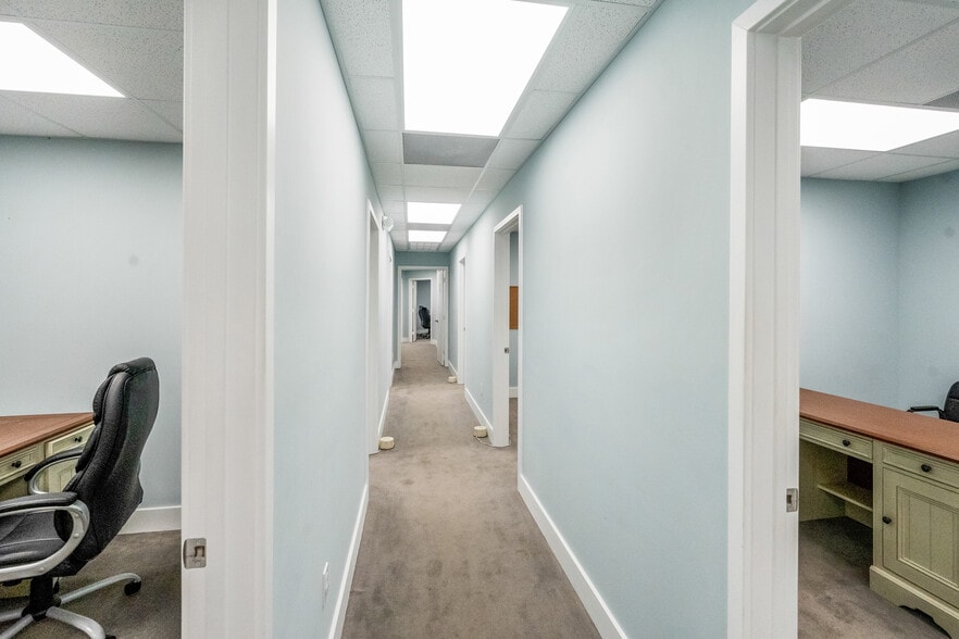 More Photos Of 1615 14th Ave, Vero Beach Medical For Sale