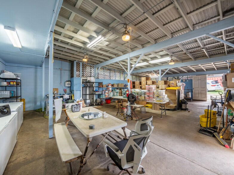 More Photos Of 54-124 Kamehameha Hwy, Hauula Freestanding For Sale