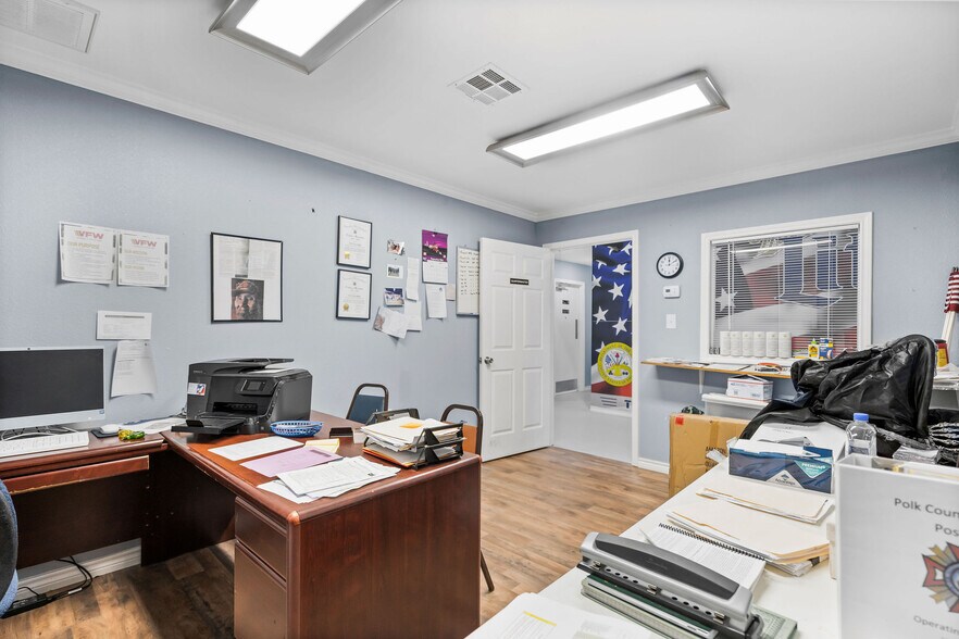 More Photos Of 4951 US Highway 190 W, Livingston Office For Sale