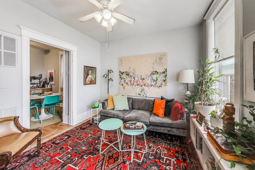 More Photos Of 2916 W 25th Pl, Chicago Multifamily For Sale