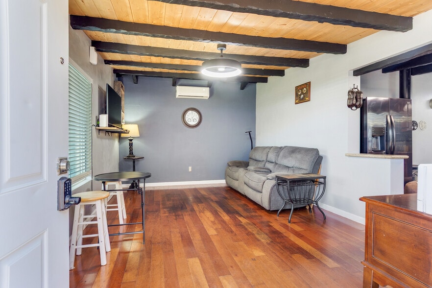 More Photos Of 916 Imperial Beach Blvd, Imperial Beach Apartments For Sale
