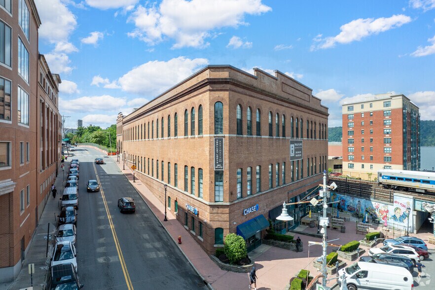 More Photos Of 92 Main St, Yonkers Apartments For Lease