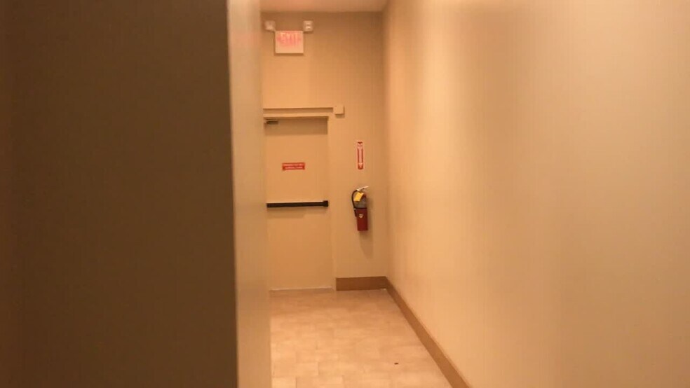 More Photos Of 3232 Peachtree Rd NE, Atlanta Unknown For Lease