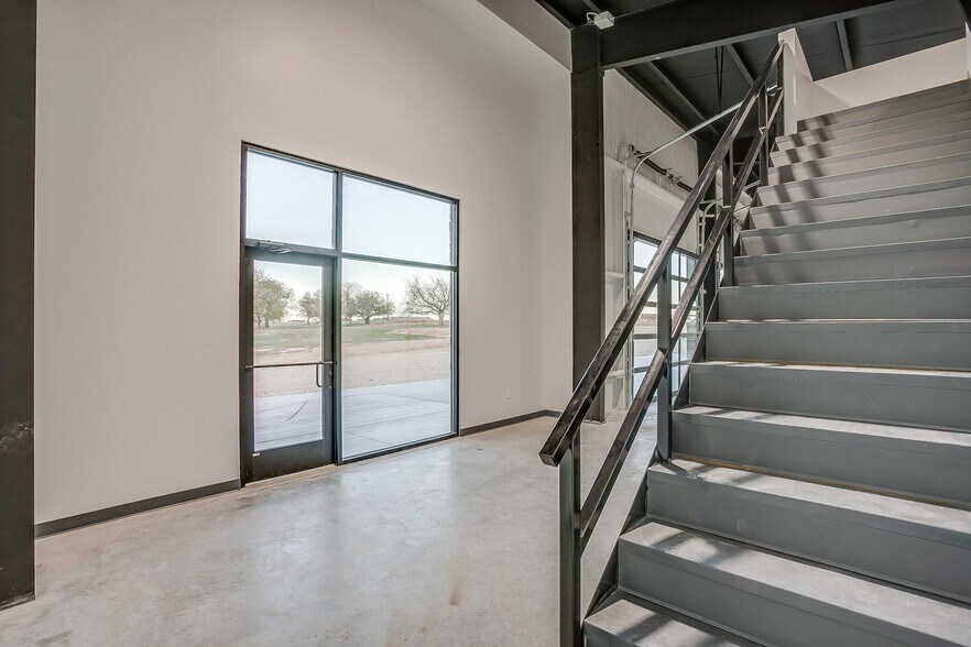 More Photos Of 4939 Fm 920, Weatherford Flex For Sale