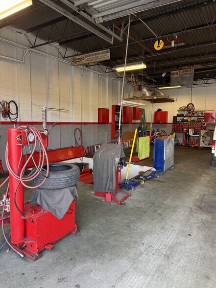 More Photos Of 3728 Downman Rd, New Orleans Industrial For Sale