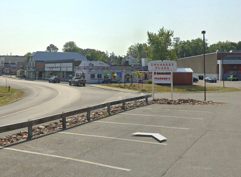 More Photos Of 153 S Main St, Calais Freestanding For Lease