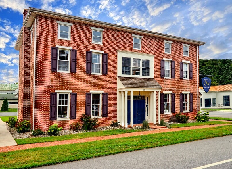 Primary Photo Of 501 Main St, Odessa Office For Sale