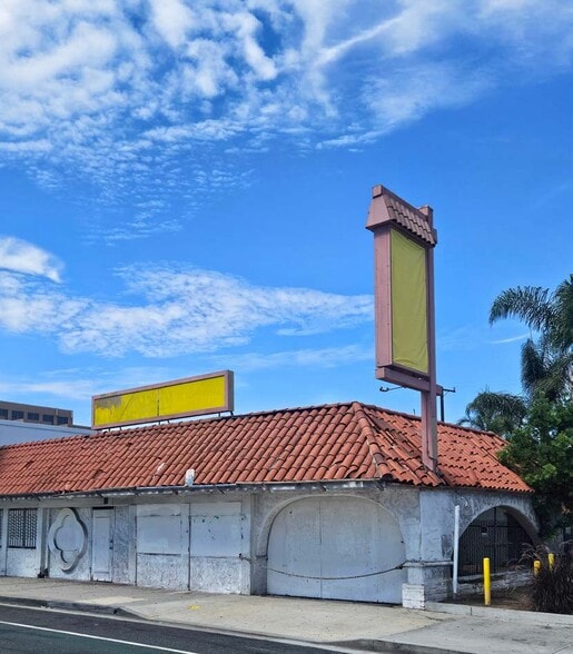 More Photos Of 11425 Hawthorne Blvd, Inglewood Restaurant For Sale