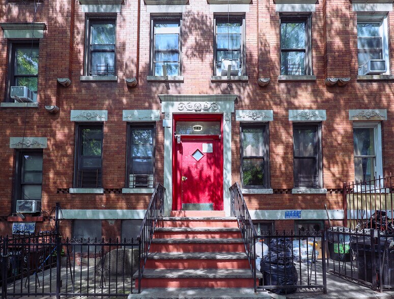 More Photos Of 543 49th St, Brooklyn Apartments For Sale