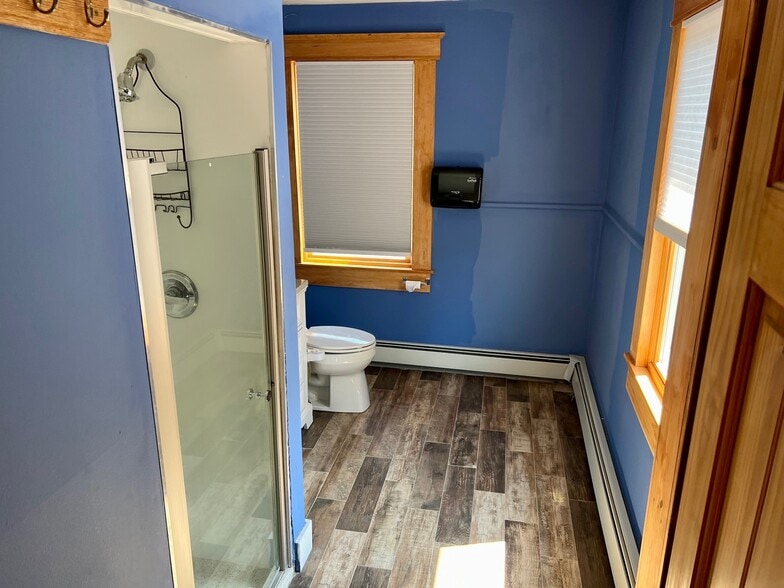 More Photos Of 91 Green St, Huntington Office Residential For Sale