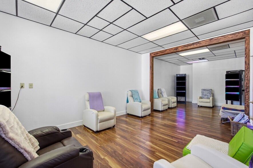 More Photos Of 1061 E Main St, Grass Valley Medical For Sale
