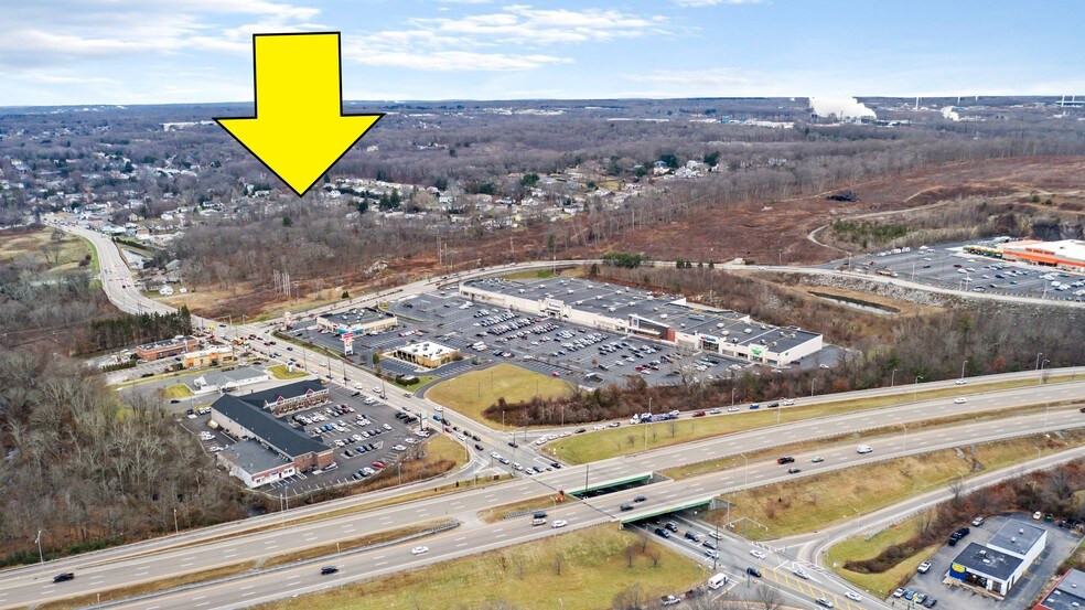More Photos Of 1360-1362 Atwood Ave, Johnston Land For Lease