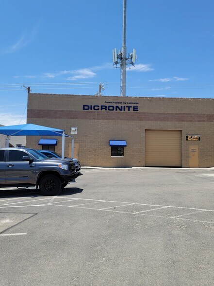 More Photos Of 801 Pendale Rd, El Paso Distribution For Sale