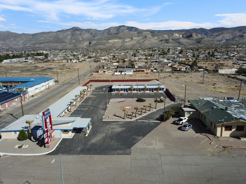 More Photos Of 1101 So White Sands Blvd, Alamogordo Hotel For Sale